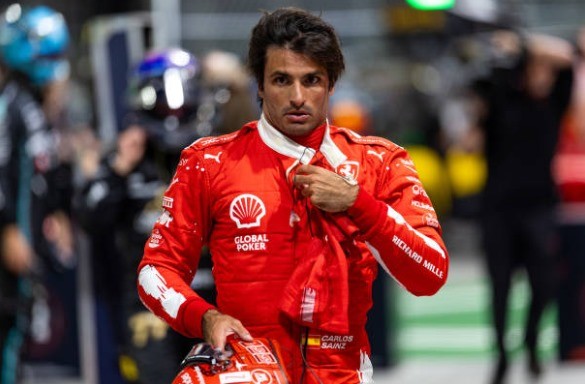 شات بوت يحاكي شخصية سائق الفورمولا 1 كارلوس ساينز