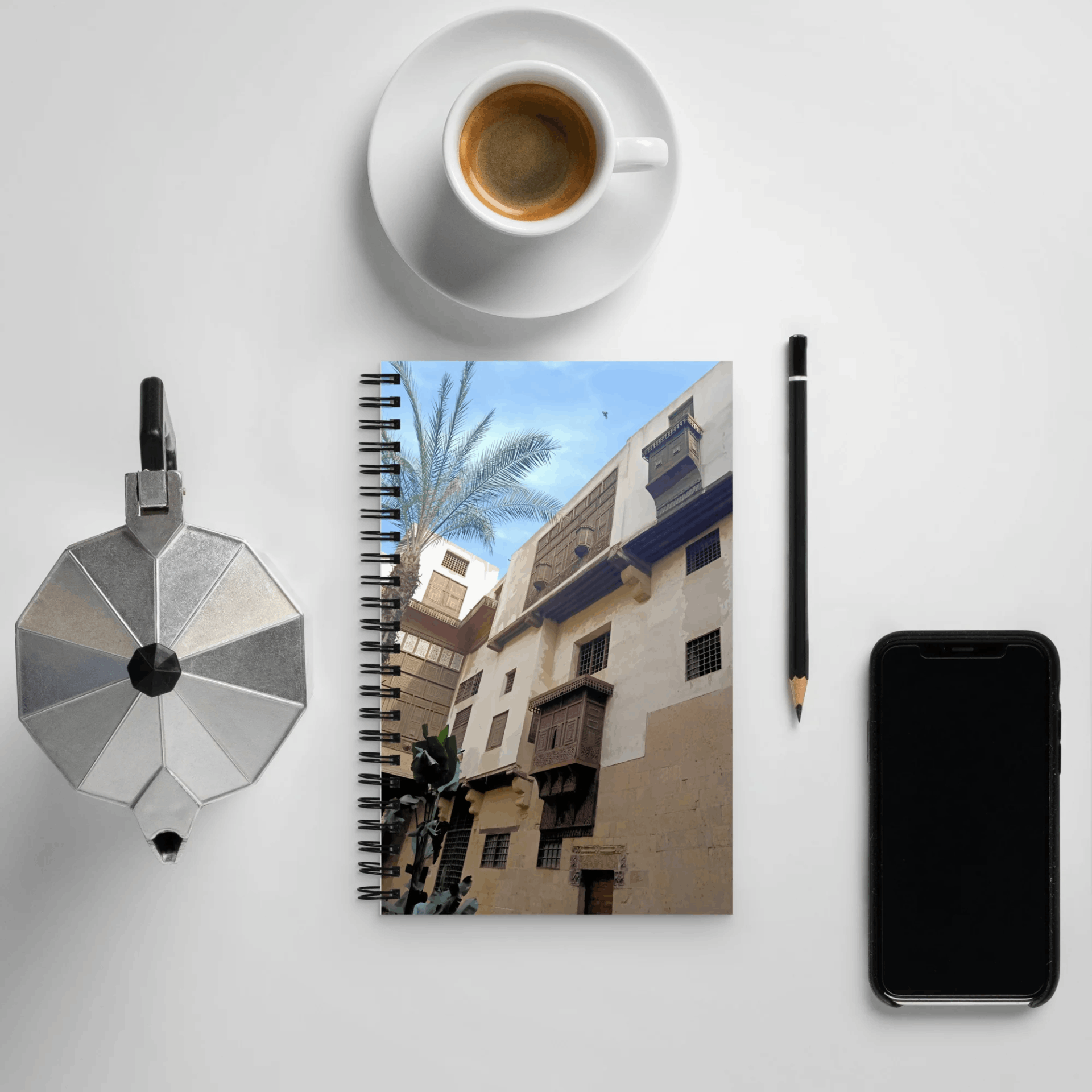 "تصميم دفتر (Notebook) تراثي: دمج التوثيق المعماري بالاستخدام اليومي".