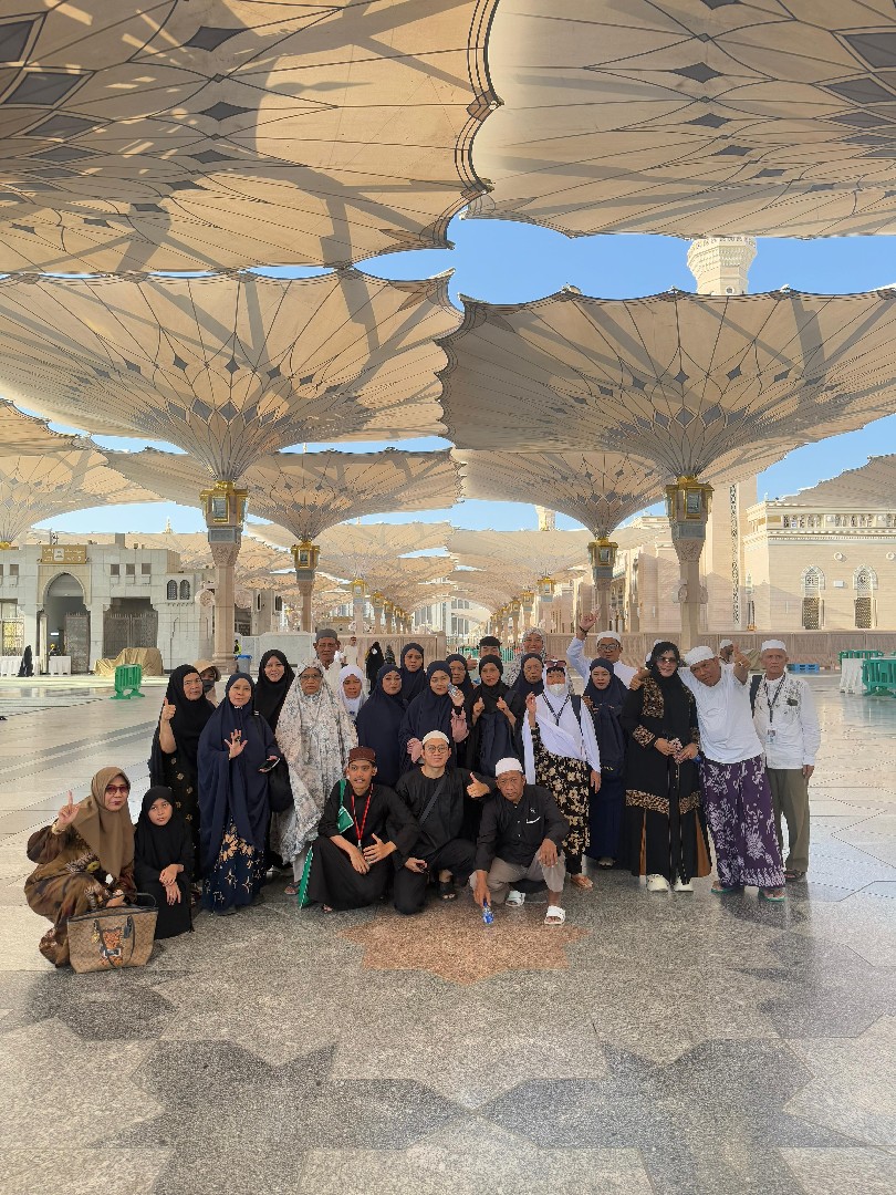 Pembimbing umroh / mutowif