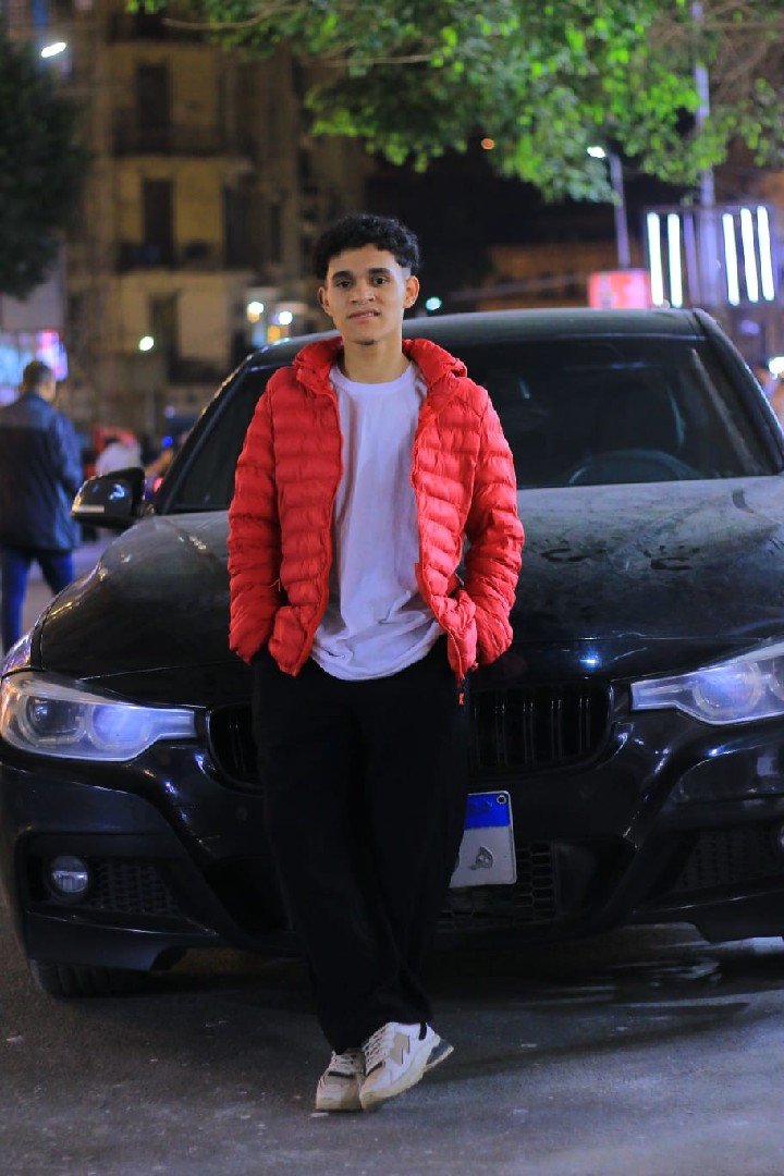 تحت الخدامه