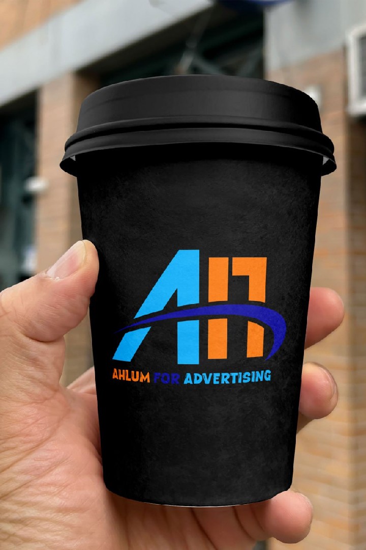 مصمم جرافيك محترف