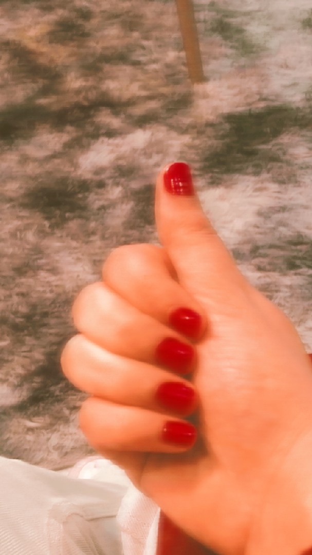 عبر الواتساب