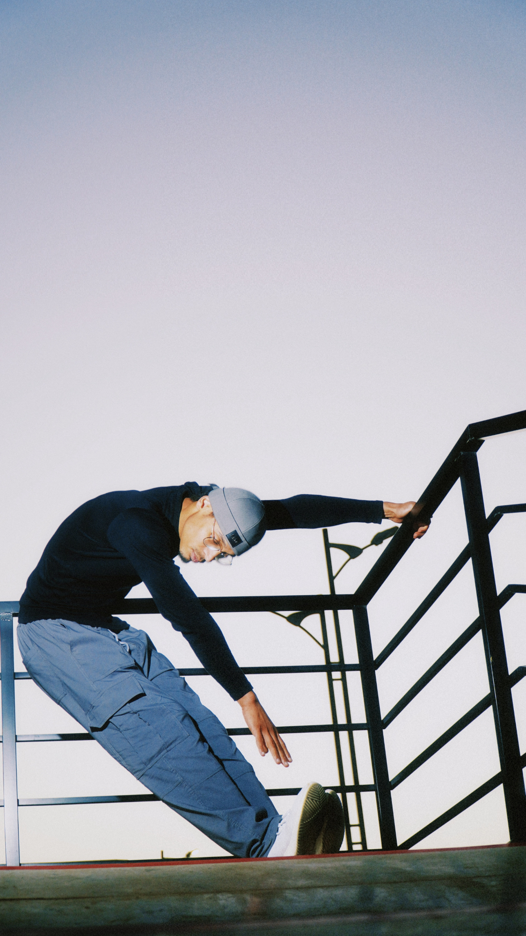 مصمم استعراضات ومؤدٍّ حركي محترف