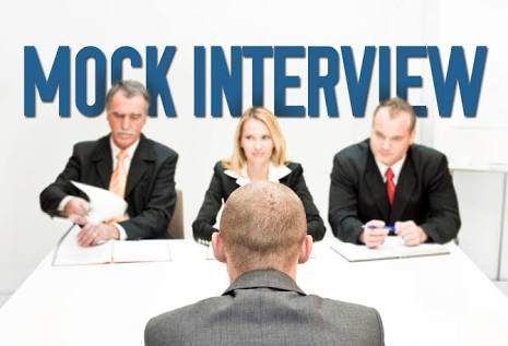 Mock Interview احترافي + تقييم + تحسين إجاباتك (مجالك)