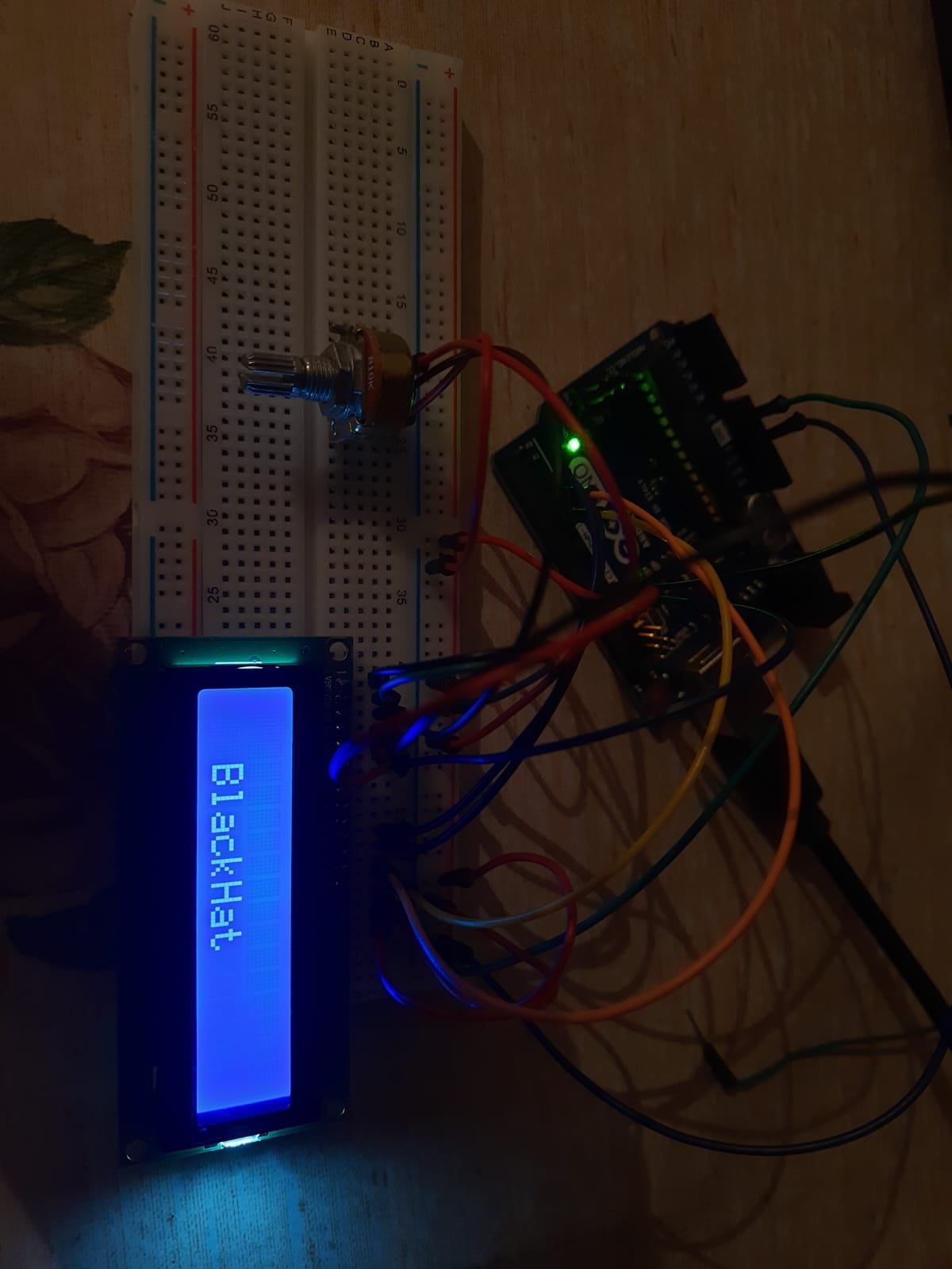 تصميم وتنفيذ مشاريع Arduino وESP للطلبة والإلكترونيات