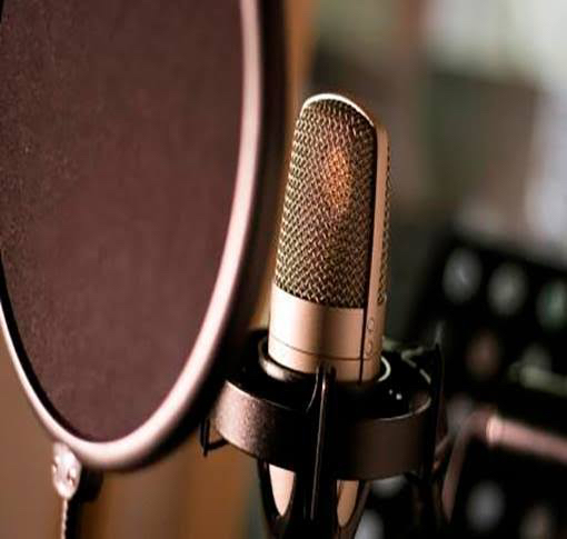 فويس-أوفر-voice-over