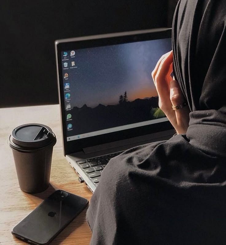 ترجمه-احترافيه-من-الفرنسية-الي-العربية-والعكس