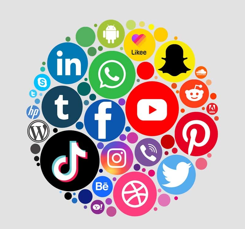 كول-سنتر-مع-عملاء-بيدج-اولاين