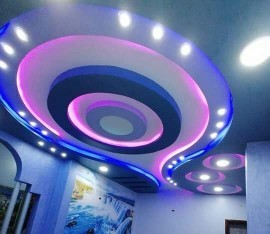 معلم مصري مع رخصه قياده لدي سياره اعمل في جميع انواع الدهانات خبره اكثر من 15 سنه