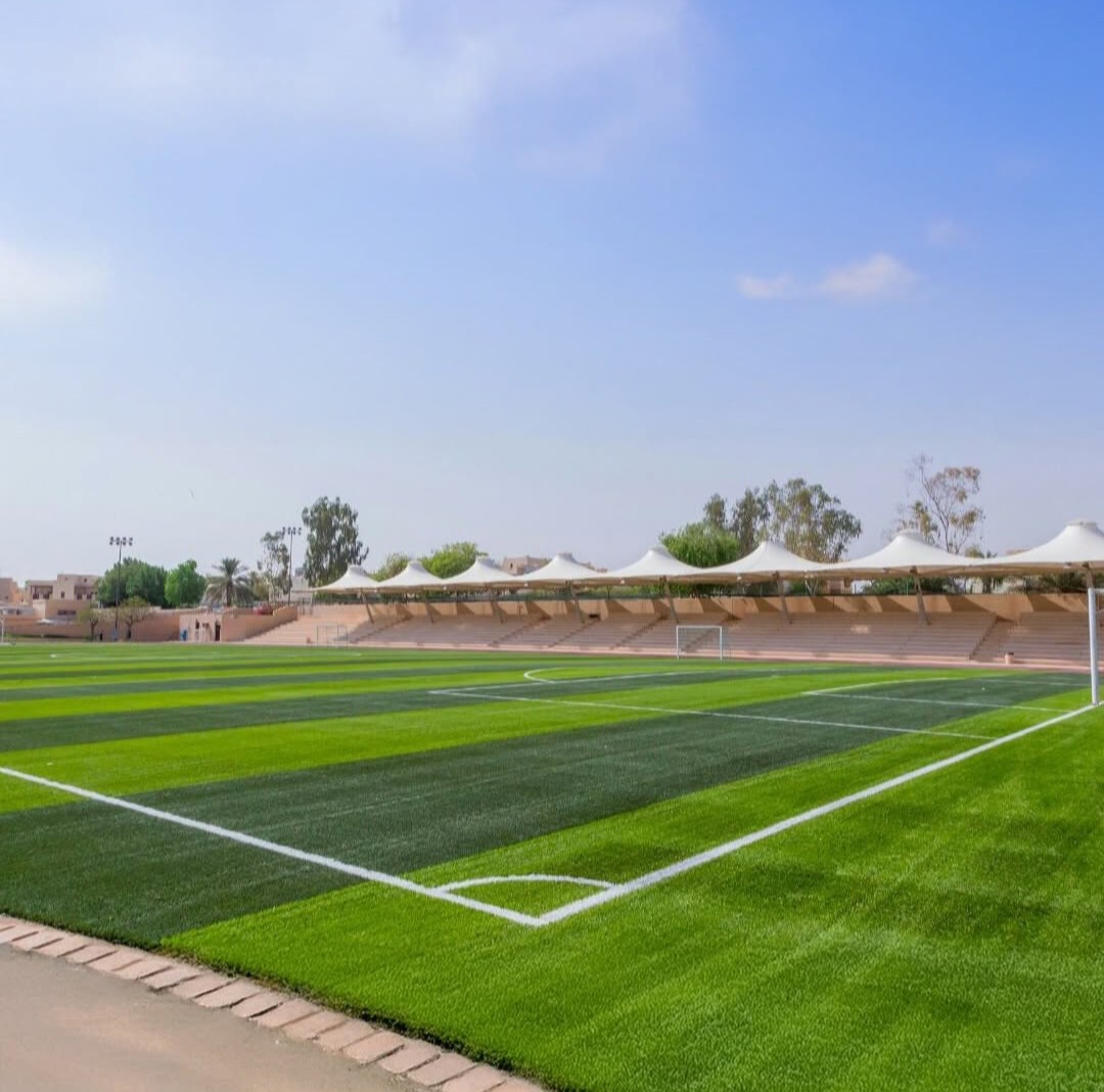 انشاء ملاعب رياضية كرة القدم