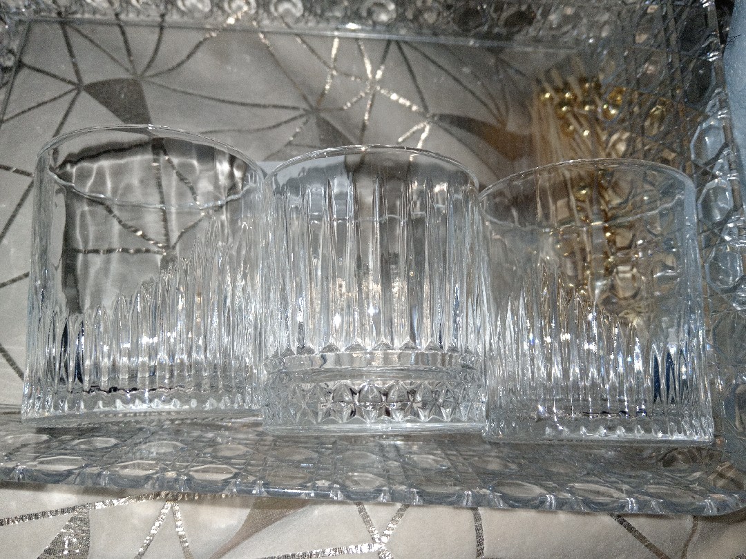 توفير  وتنسيق المود   لحفلات الزفاف وعقد القران والحنه