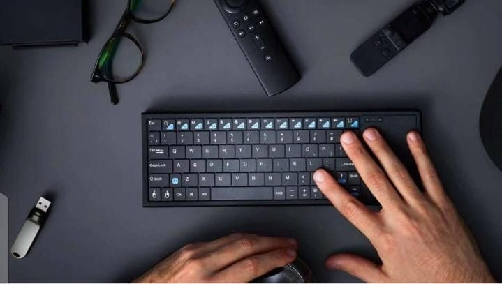 كتابة-وتنسيق-ملفات-word-وإدخال-بيانات-بدقة-وسرعة-عالية